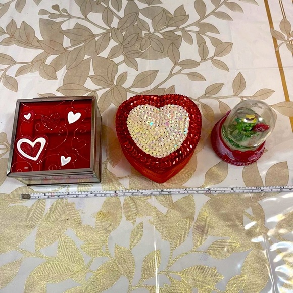 Set Of 3 Valentines Heart Ornament ,2 trinket Boxes - Picture 6 of 7